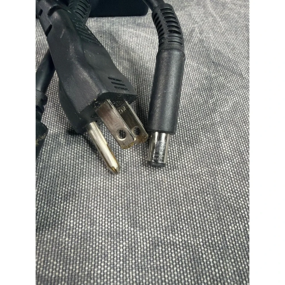 Dell AC Adapter HA180PM180 180W 19.5V 9.23A 03XYY8 Power Supply Charger Black